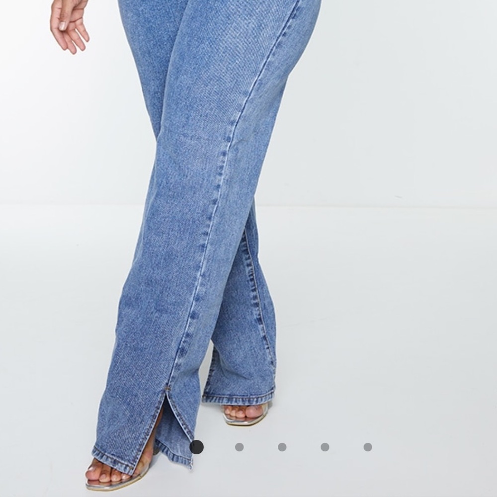 Pretty Little Thing | Plus Vintage Wash Jeans